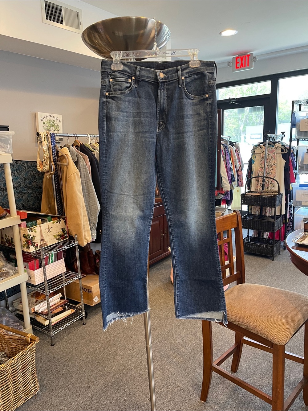 MOTHER Jeans DESC: THE INSIDER CROP STEP FRAY WASH: LOVE ON THE EDGE size 29